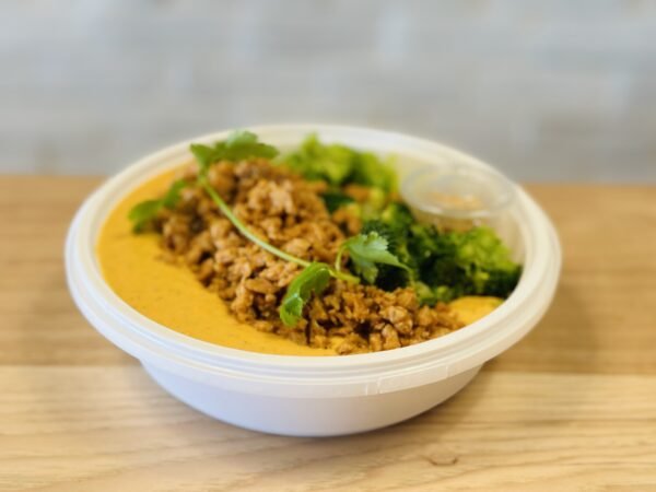 steamed brocolli spicy thai curry
